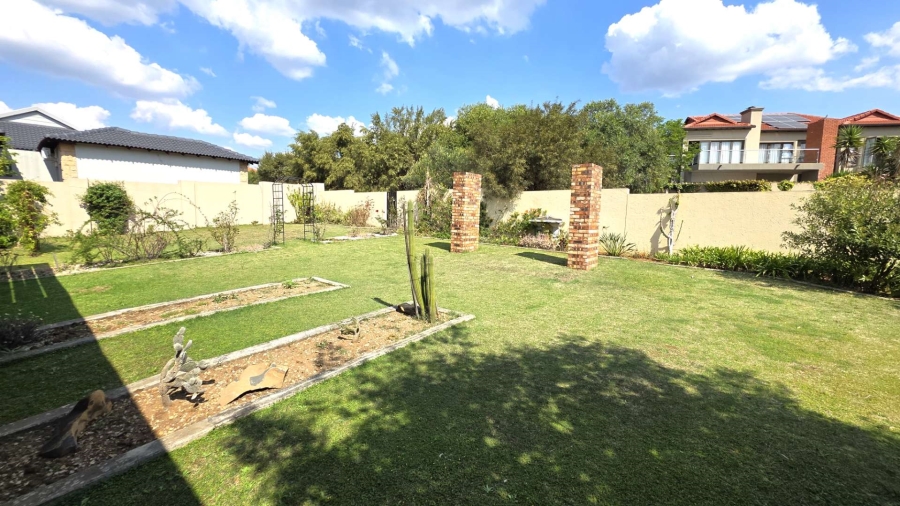 3 Bedroom Property for Sale in Xanadu Eco Park North West